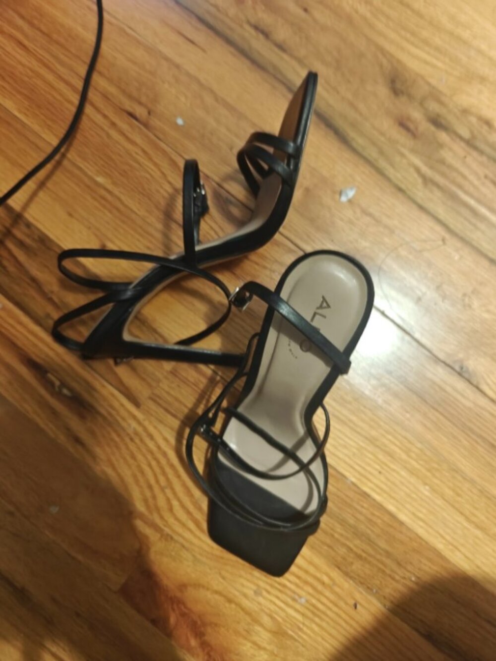 Aldo Minimalist Black Strappy Square-Toe Sandals